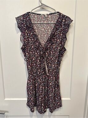 Floral V-Neck Flutter sleeve romper , BCBGeneration